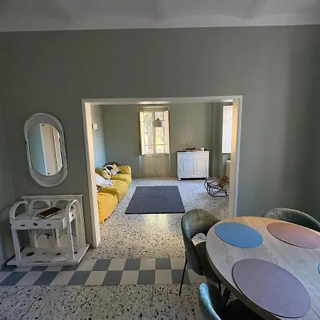 Foschi Apartment *