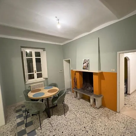 Foschi Apartment *